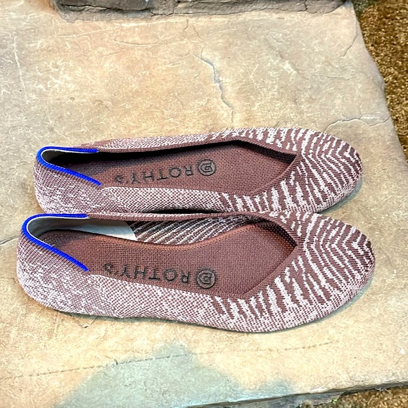 🤩Rothy’s🤩 - Picture 1 of 8